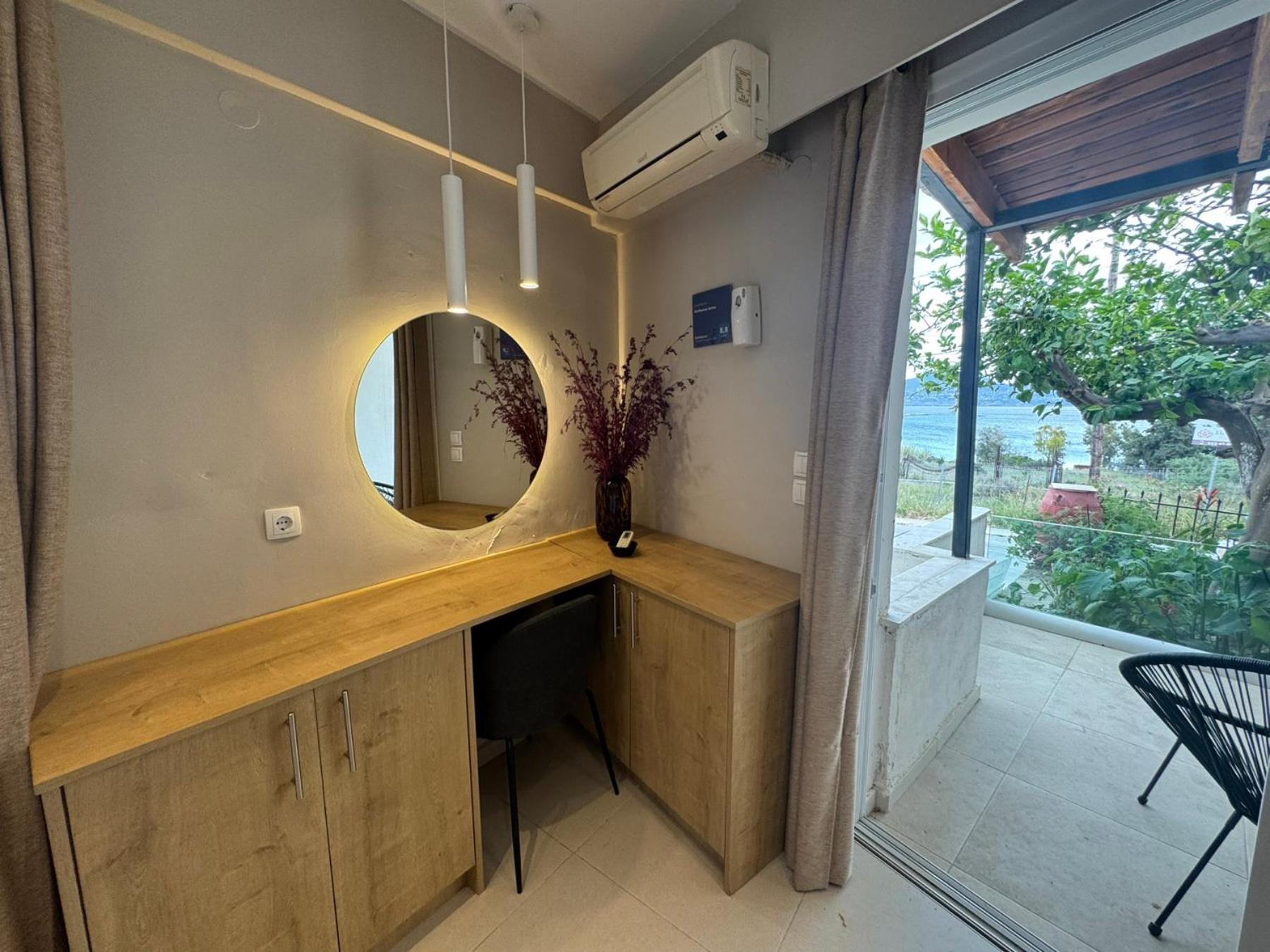 Eleftherias Suites - Near Beach Apartments Marathi  Buitenkant foto