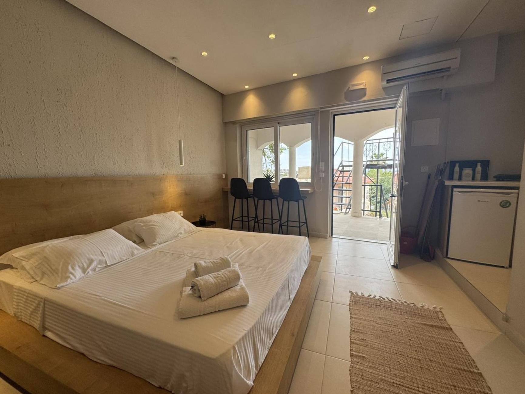 Eleftherias Suites - Near Beach Apartments Marathi  Buitenkant foto